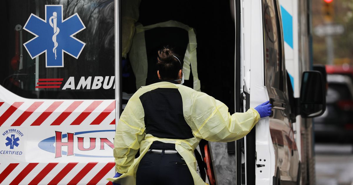 As cases surge, 3 in 4 US hospitals already facing COVID-19 1 As cases surge, 3 in 4 US hospitals already facing COVID-19 1