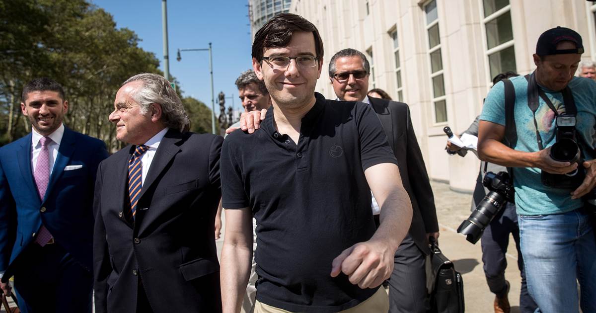 Convicted 'pharma bro' Martin Shkreli wants early release to
work on coronavirus cure 1 Convicted 'pharma bro' Martin Shkreli wants early release to
work on coronavirus cure 1