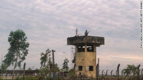 Coronavirus is 'emboldening' Myanmar military to carry out
'war crimes' says UN human rights expert 1