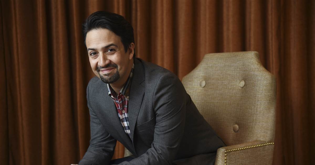 Lin-Manuel Miranda, Elmo team up for 'Sesame Street' coronavirus special 1