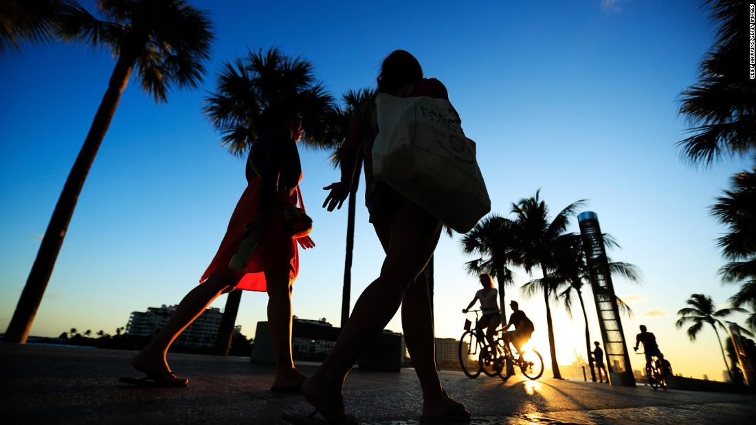 How the cell phones of spring breakers who flouted coronavirus warnings were tracked 1