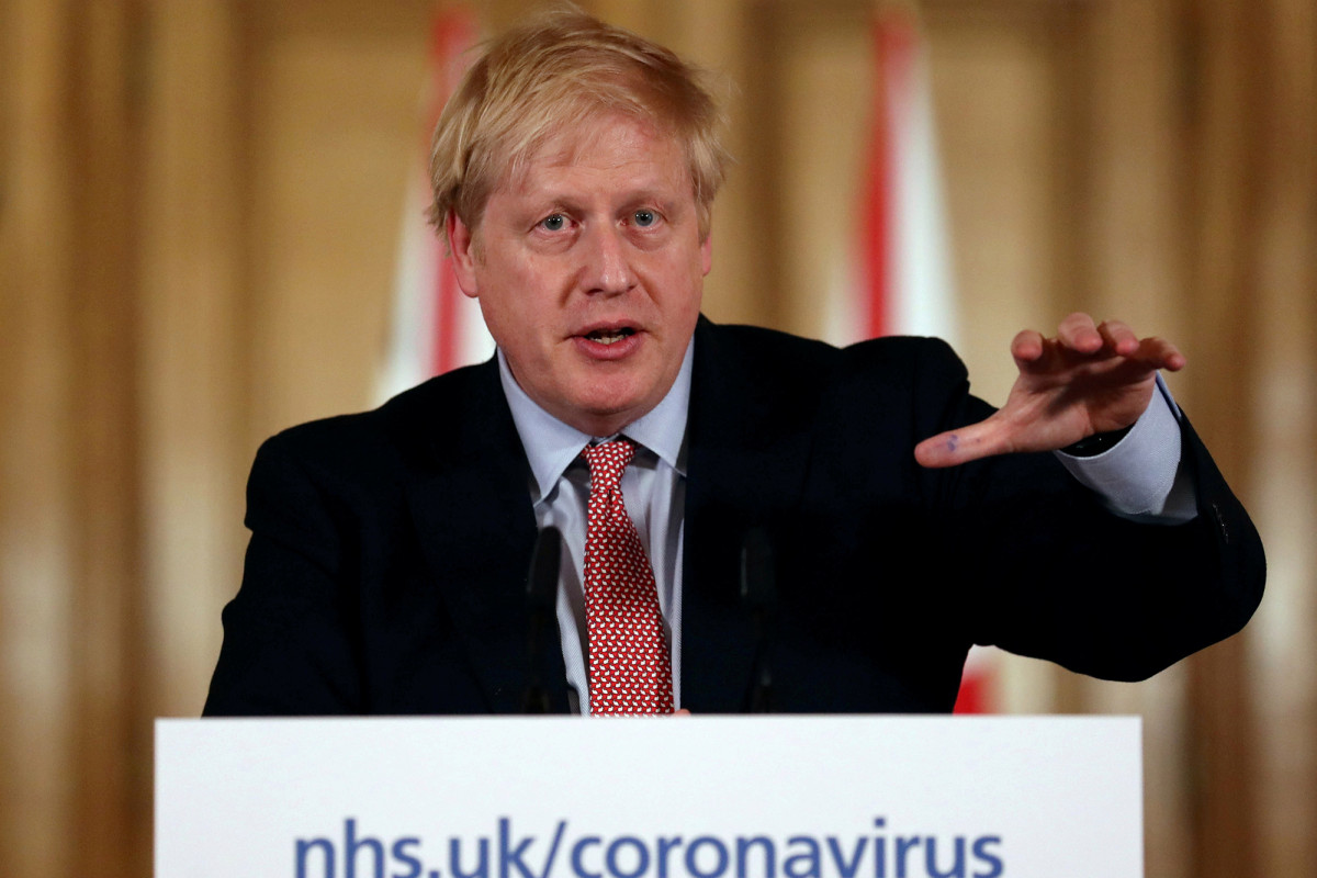 Boris Johnson’s fever eases after second night in ICU battling coronavirus 1