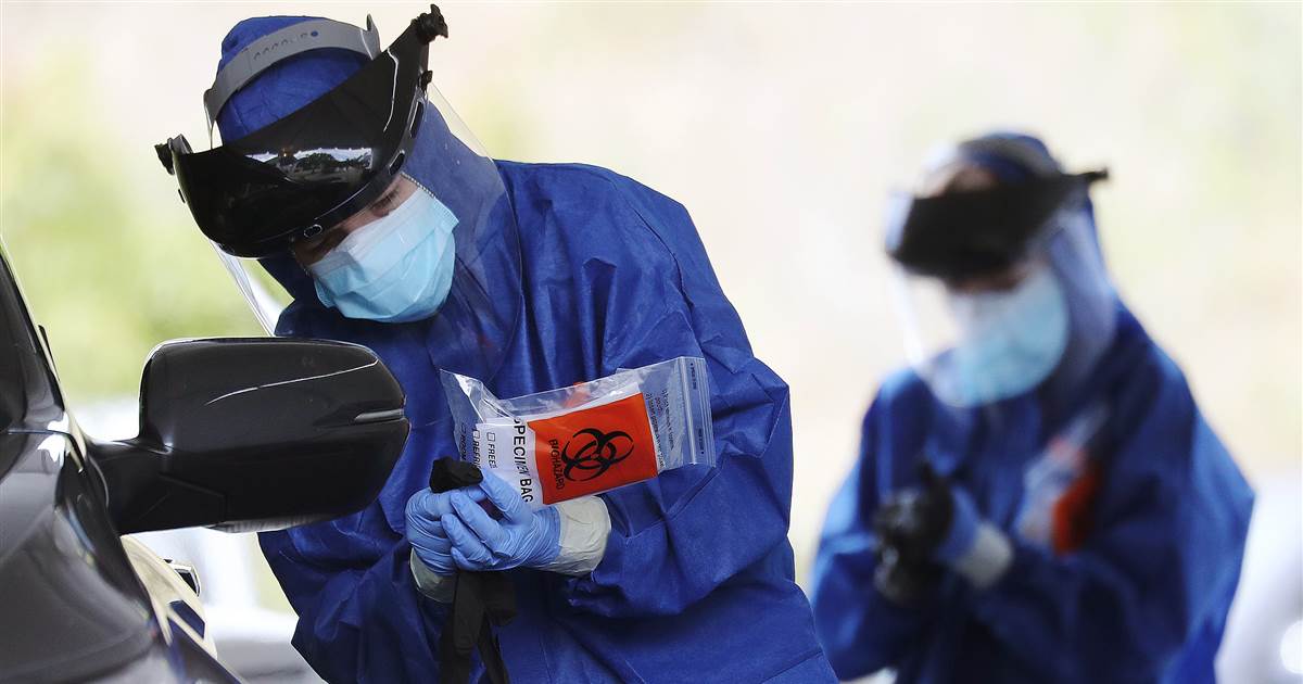 Does HIV raise risk of coronavirus? Experts weigh in 1