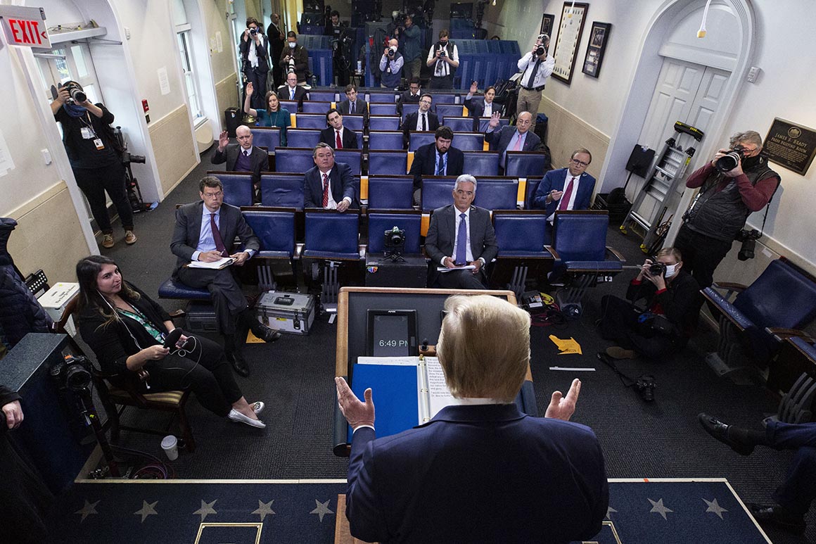 My Wild, Totally Surreal Experience Covering a Trump
Coronavirus Briefing 1