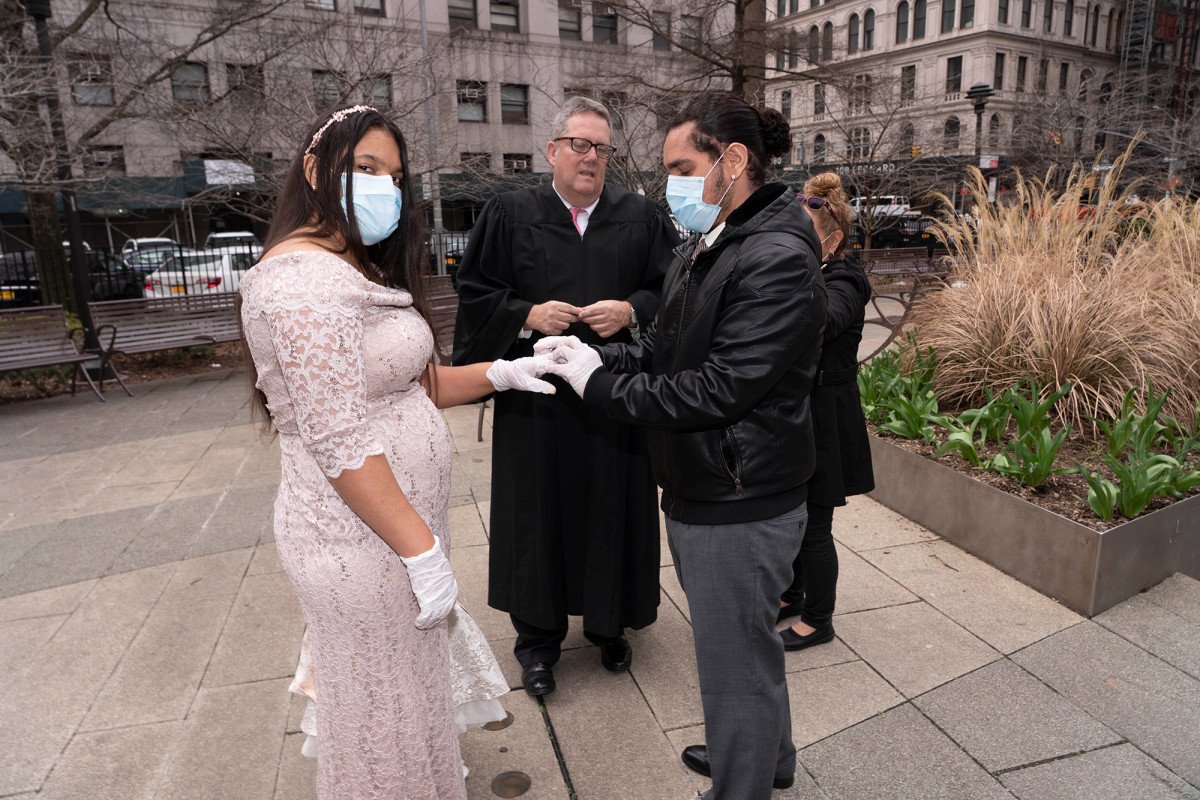 New York to allow video marriage ceremonies during
coronavirus crisis 1
