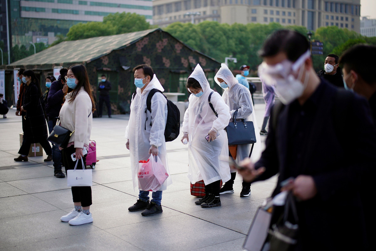 China mandates coronavirus tests for workers leaving
Wuhan 1