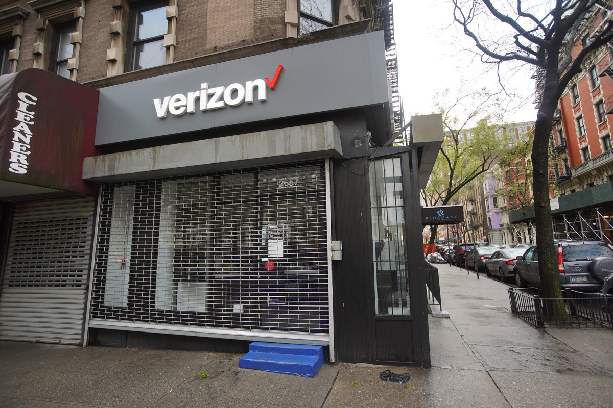 Verizon’s TV, wireless and media divisions crushed by
coronavirus 1