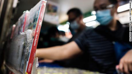 Nintendo Switch and 'Animal Crossing' are quarantine
bestsellers. Here's why 1