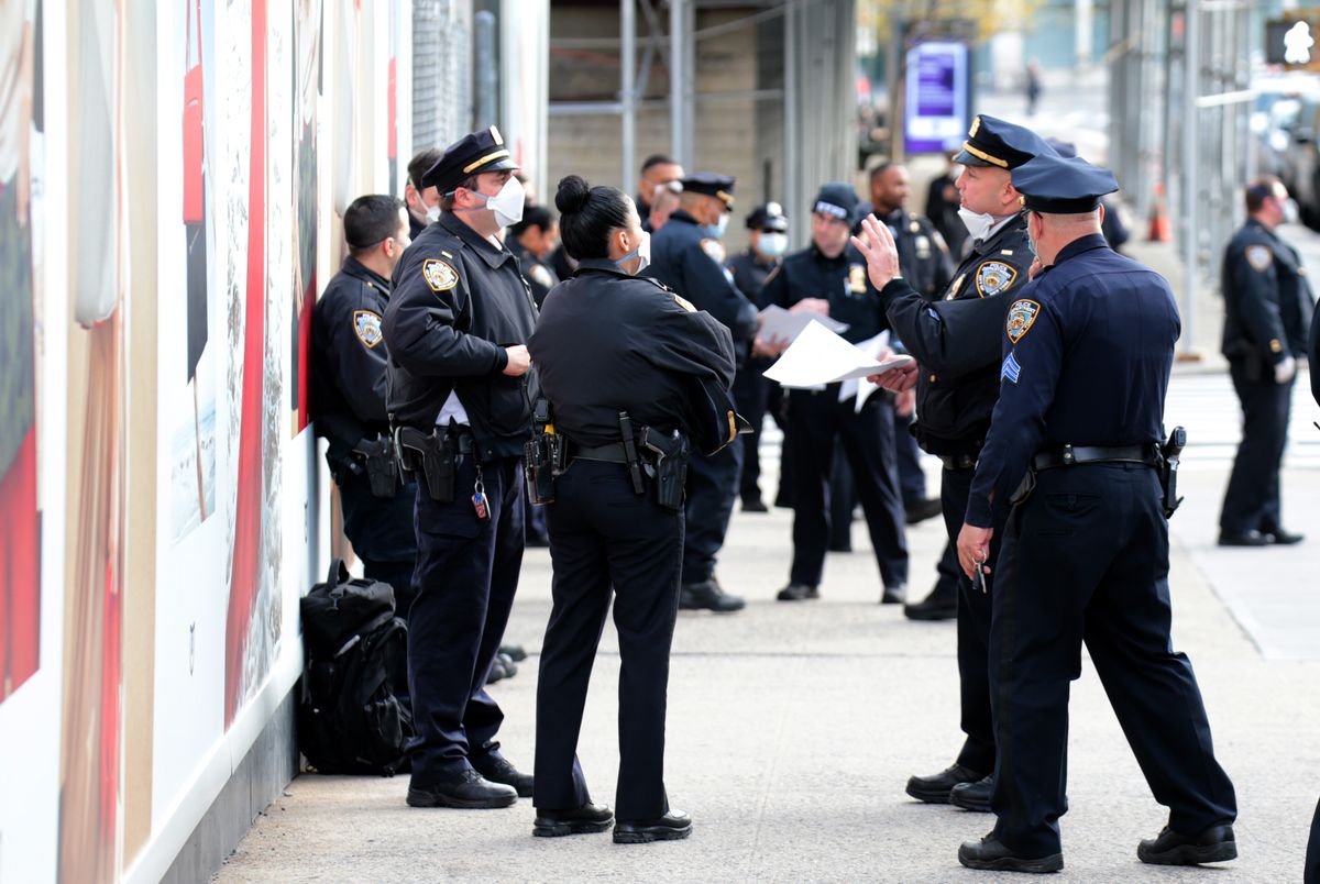 Readers sound off on the NYPD, dying from COVID-19, and New
Jersey businesses 1 Readers sound off on the NYPD, dying from COVID-19, and New
Jersey businesses 1