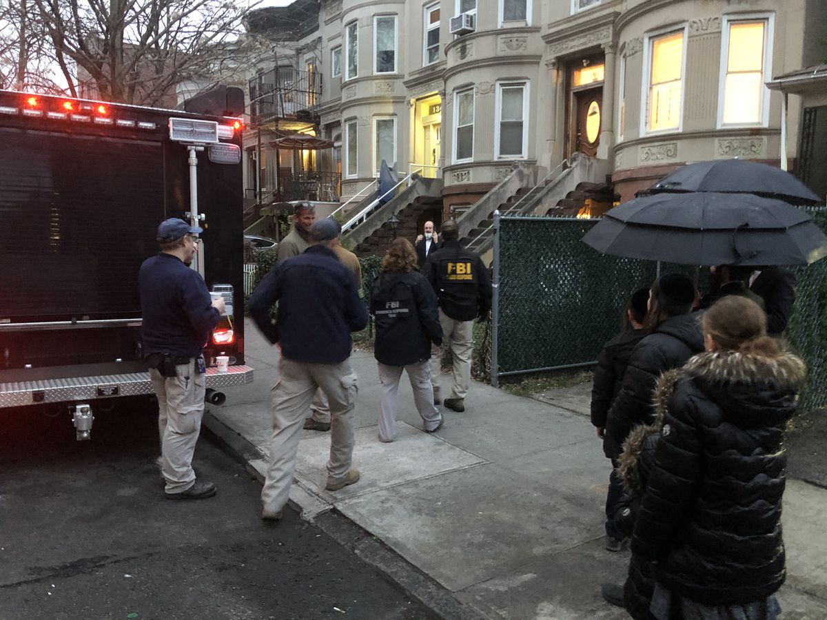 Feds give away coronavirus protective gear seized from price-gouging hoarders 1 Feds give away coronavirus protective gear seized from price-gouging hoarders 1