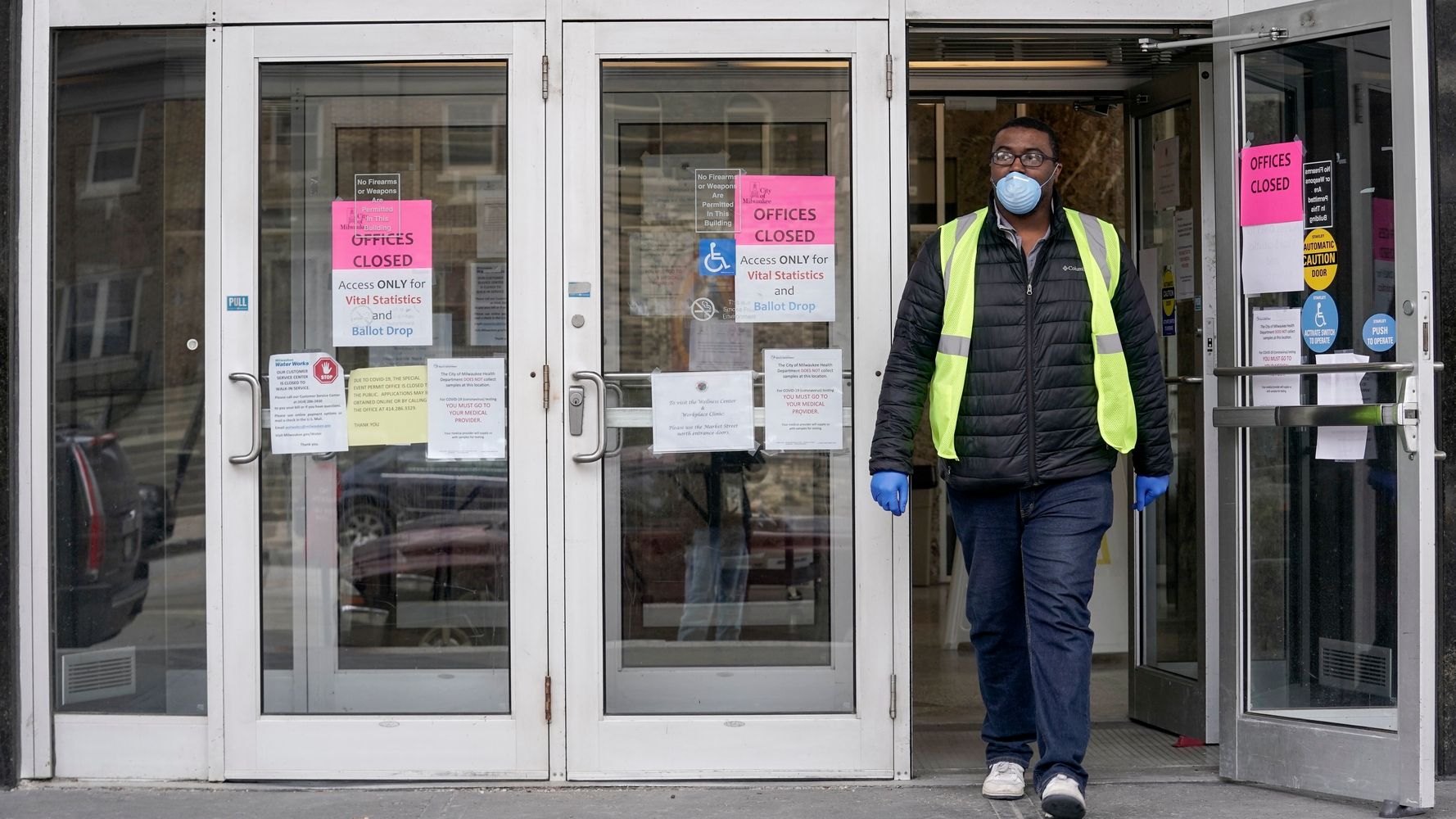 Wisconsin Keeps Election Day Plans In The Middle Of Coronavirus Lockdown 1