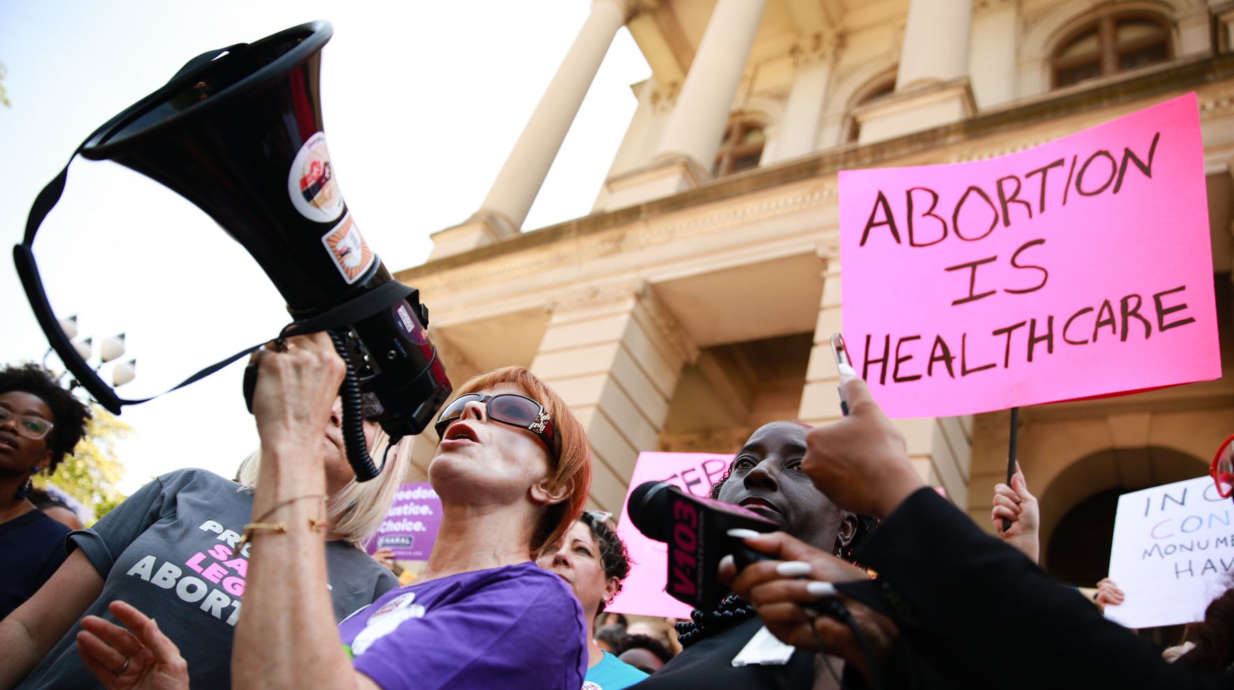 Alabama Can’t Ban Abortions As Part Of COVID-19 Response, Judge Rules 1