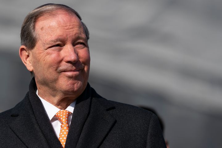 Tribes Aren’t Getting COVID-19 Aid Because Federal Agencies
Are Flailing 1