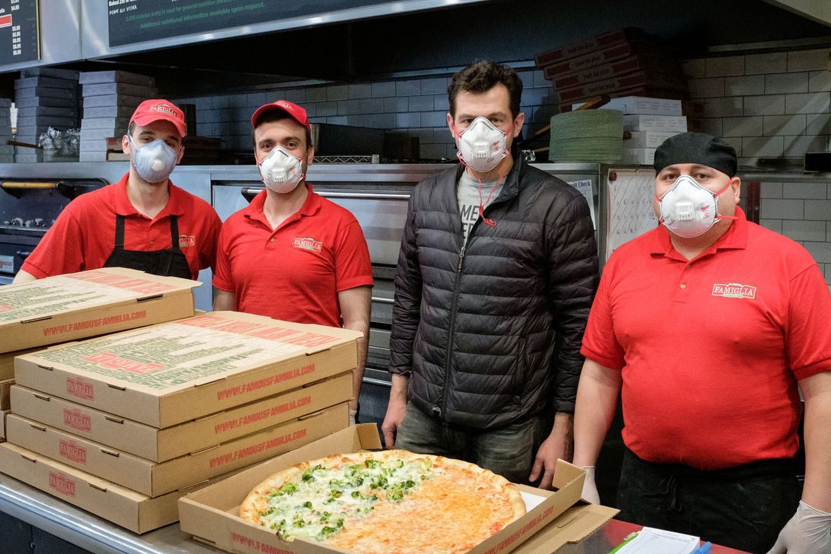 HOMETOWN HELPERS: NYC pizzeria feeding Mt. Sinai staff battling coronavirus with a customer donor program 1 HOMETOWN HELPERS: NYC pizzeria feeding Mt. Sinai staff battling coronavirus with a customer donor program 1