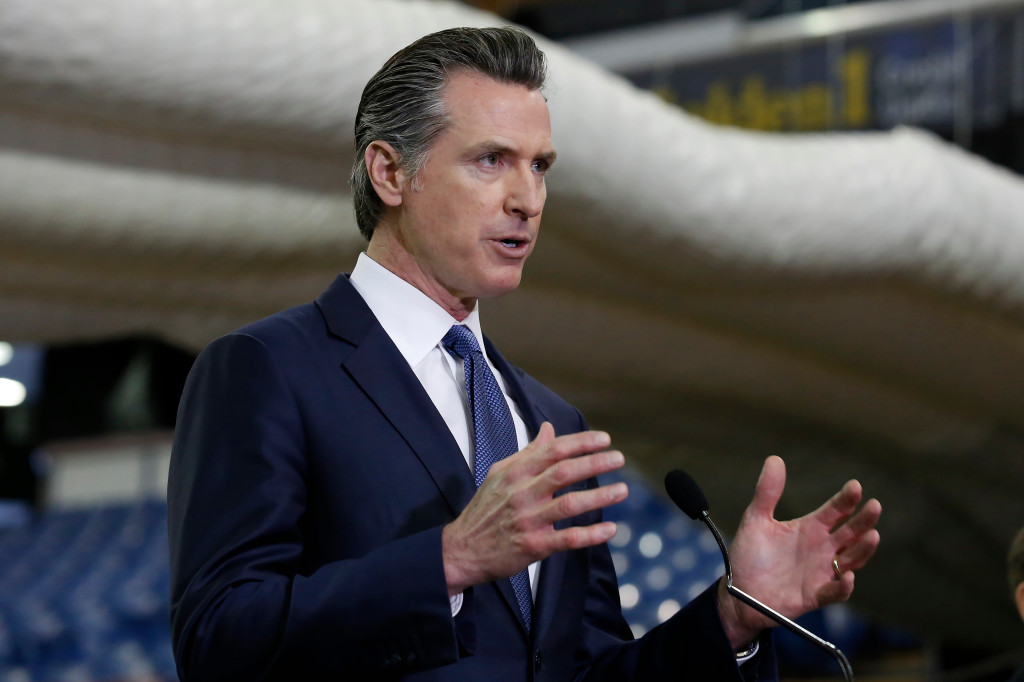 Coronavirus: Gov. Newsom considers aid for immigrants 1