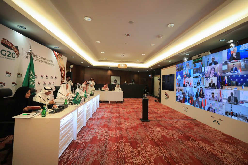 OPEC, oil nations agree to nearly 10M barrel cut amid coronavirus 1