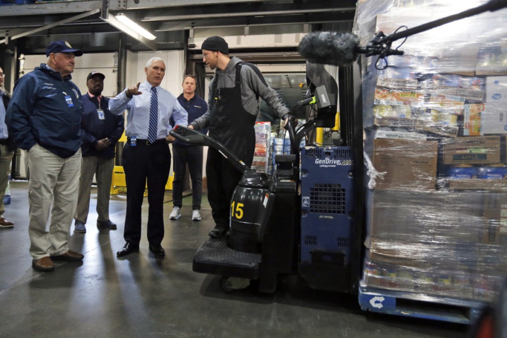Mike Pence Thanks Truckers and Workers at Walmart Distribution Center for Helping Fight Coronavirus Crisis 1