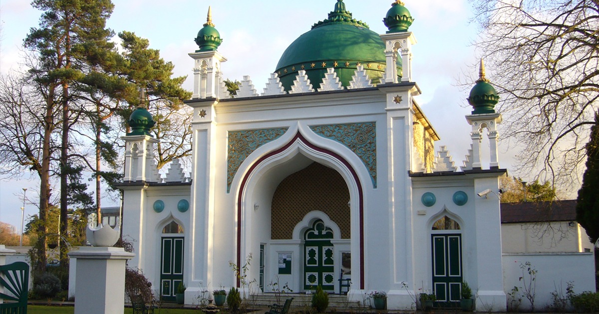 British Muslim Council Warns Mosques Could Close Forever Due
to Coronavirus 1
