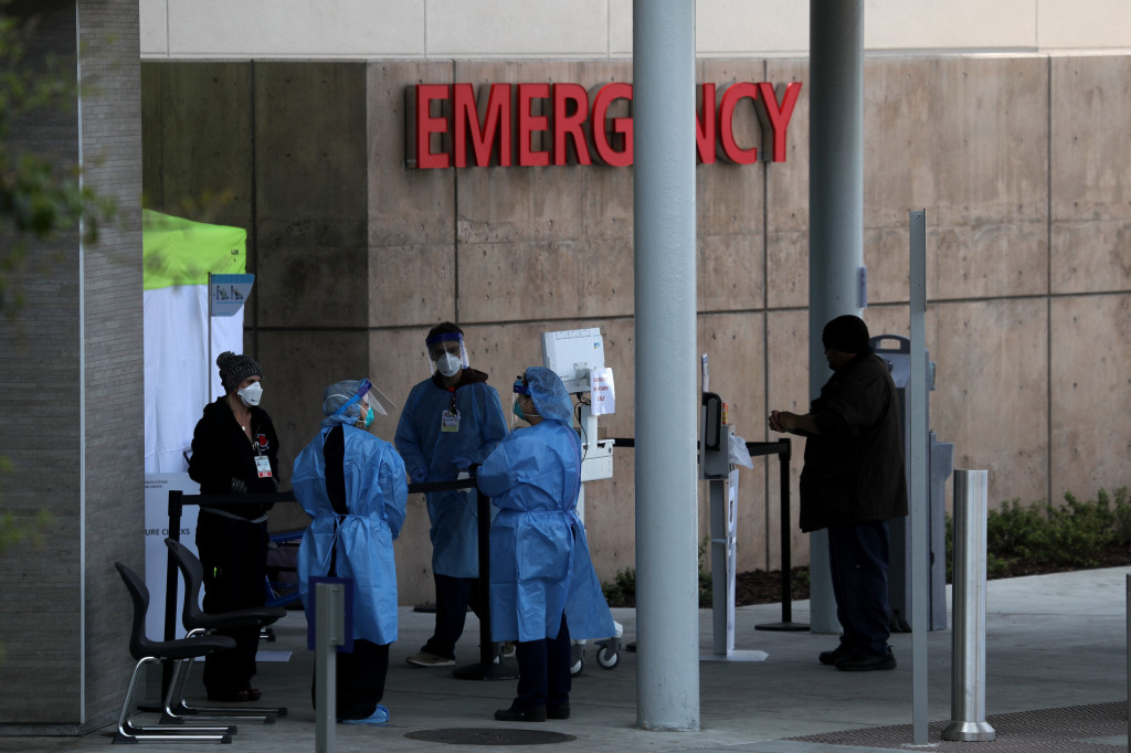 ‘Cautiously optimistic:’ Bay Area records fourth day of declining coronavirus ICU patients 1