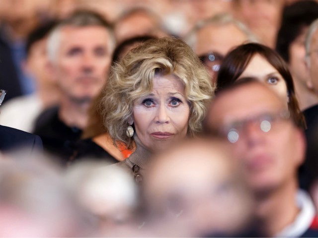 Jane Fonda’s Fire Drill Friday Livestream Crashes After Coronavirus Forces Climate Change Protest Online 1