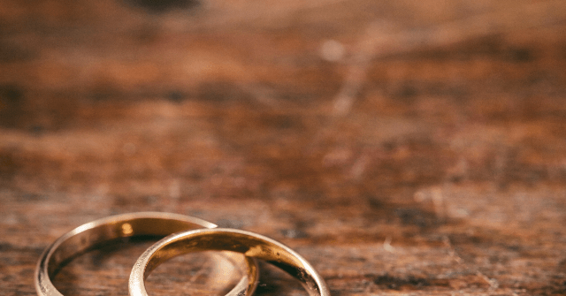 Japan Sees Spike in Divorces as Coronavirus Lockdowns
Continue 1