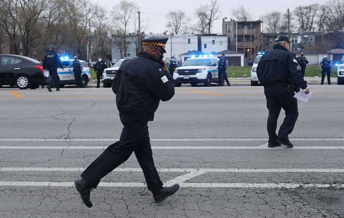 Chicago police coronavirus dispersals 1