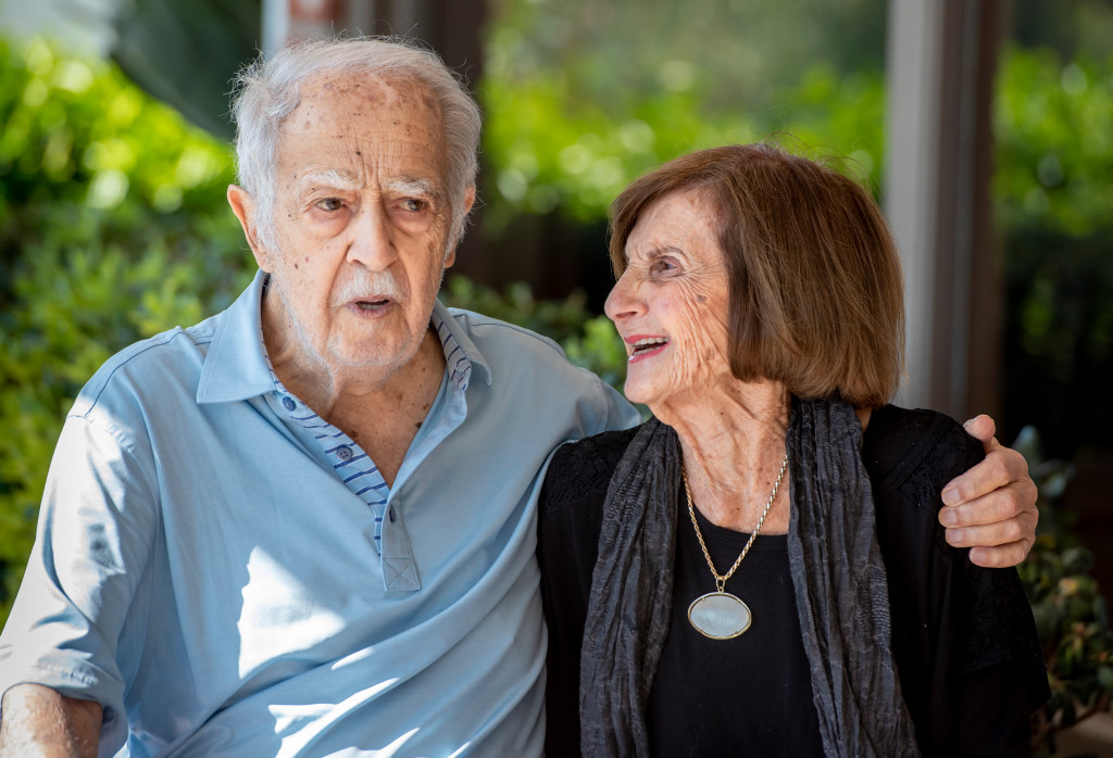 Coronavirus: Elderly California couple recovers, swears by
controversial treatment 1