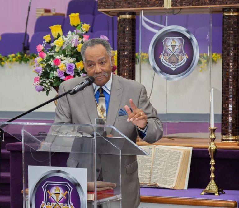 "I Am Essential... I Talk To God!": Virginia Pastor Who Defied Lockdown Order Has Died From COVID-19 1