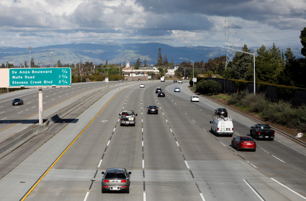 Coronavirus: Double-digit jobless rates loom in California 1