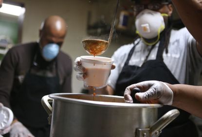Evanston seeks community volunteers to help with coronavirus response 1