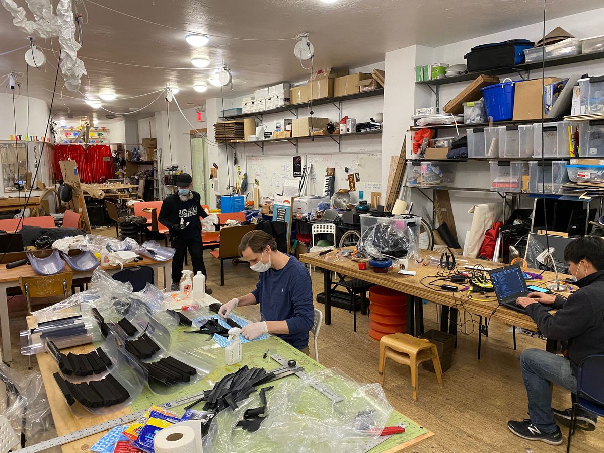 Downtown NYC artists convert studio into assembly line in
coronavirus effort 1