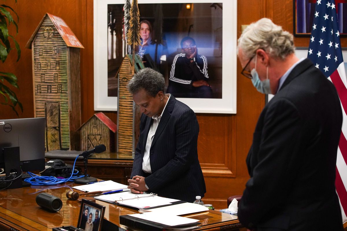 Chicago City Council approves Mayor Lori Lightfoot’s
coronavirus emergency powers order 1