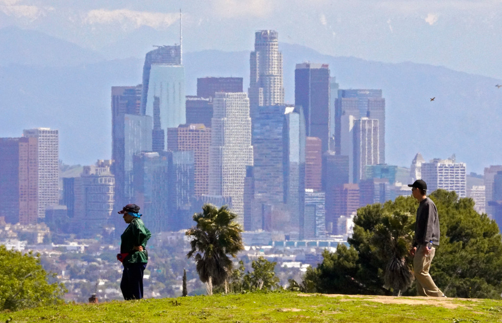 Photos: Polluted cities see clean air and water amid coronavirus shutdown 1