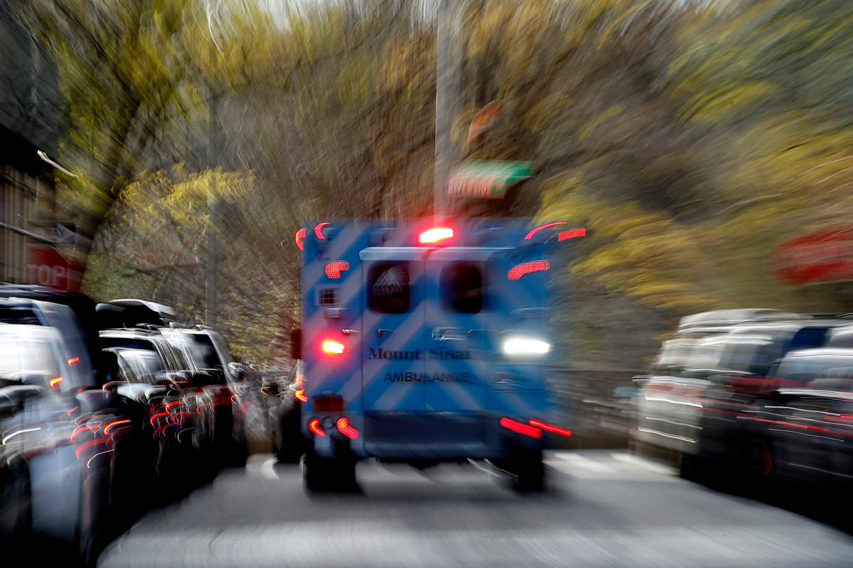 New Yorkers are dying as ambulance response times surge amid coronavirus 1