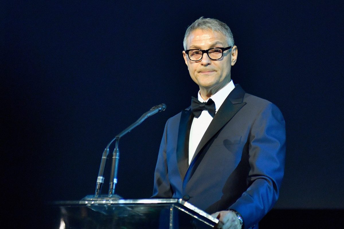 Endeavor looking to raise $250 million amid
coronavirus 1