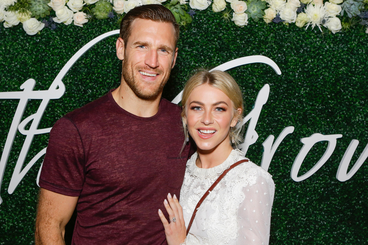Brooks Laich says he has zero sex drive while under
self-quarantine 1