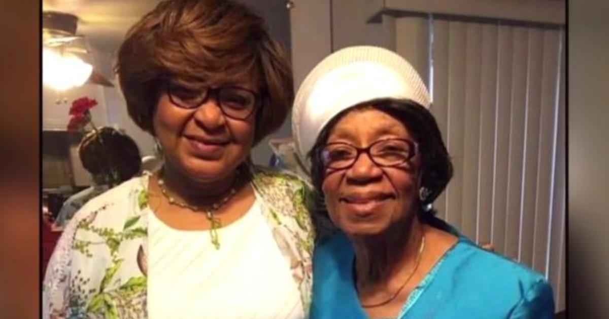 Michigan, Louisiana families share stories of COVID-19
loss 1