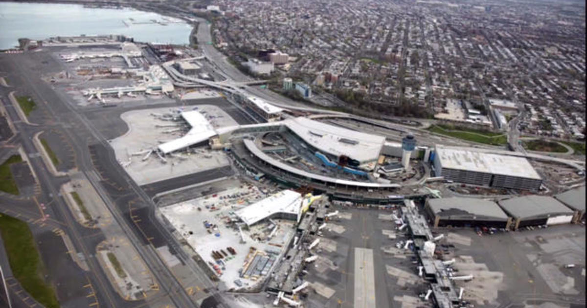 Stunning images show empty NYC under coronavirus
lockdown 1