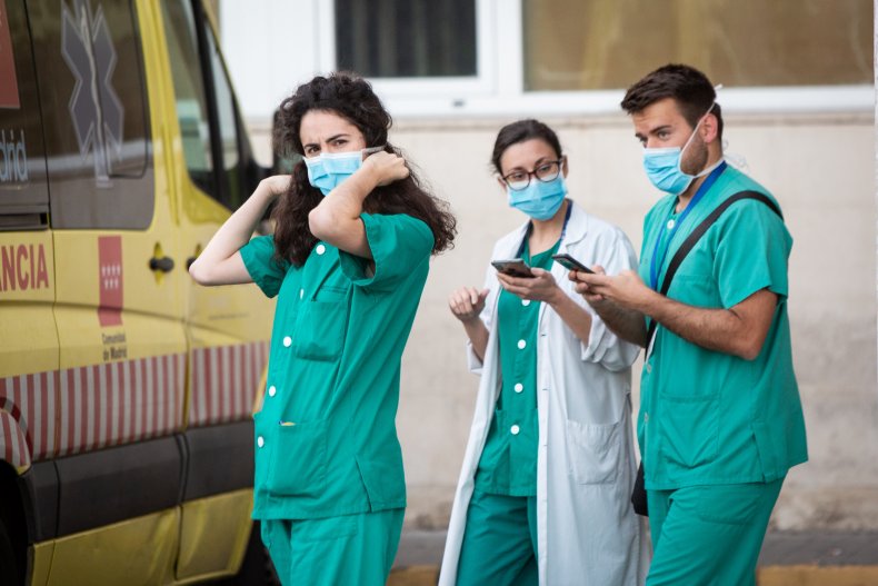 Spain Launches Large-scale Study of Hydroxychloroquine and Antiretrovirals to Prevent COVID-19 in Health Workers 1