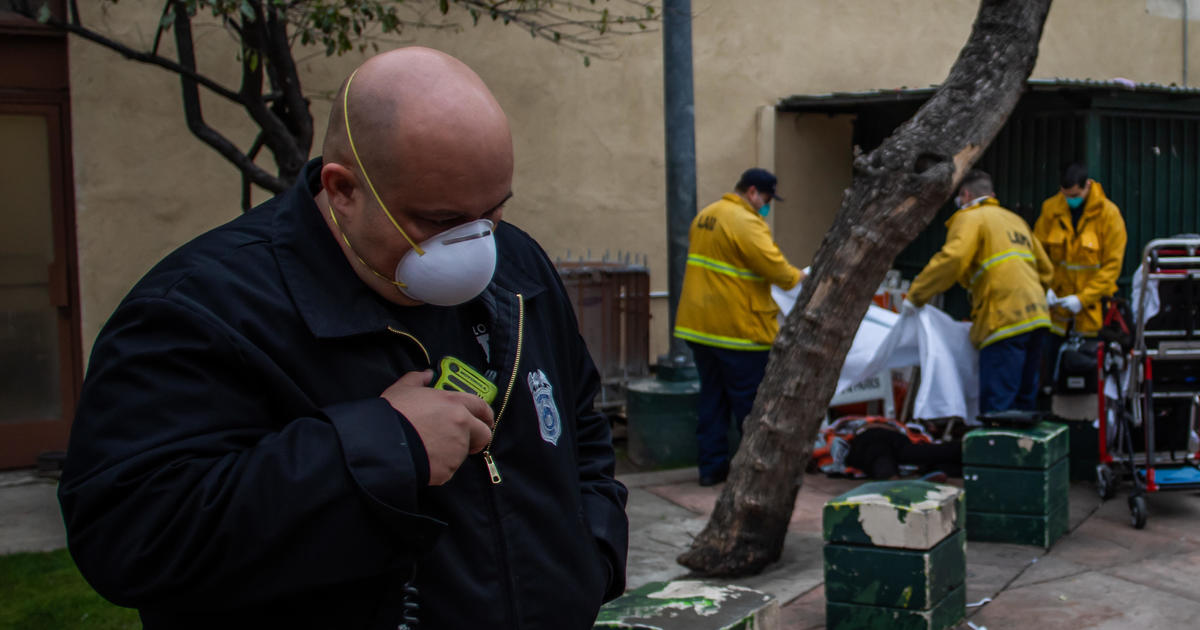 Coronavirus updates: Trump defends COVID-19 response as deaths near 24,000 1
