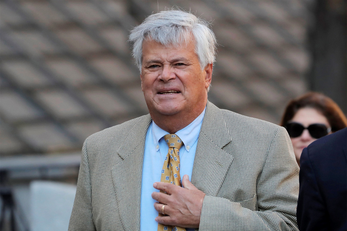 Dean Skelos has coronavirus and will be released from
prison: feds 1