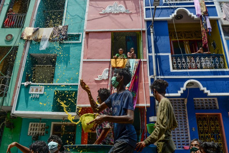 India Lockdown Extended Until May by Narendra Modi As More Than 10,000 Coronavirus Cases Confirmed 1