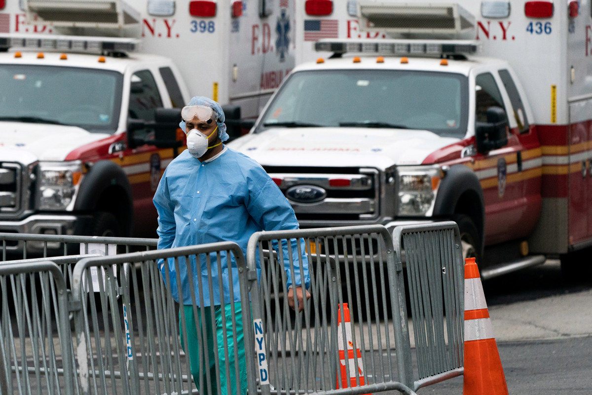 Staff sickouts skyrocket at NYC’s hospitals amid coronavirus outbreak 1