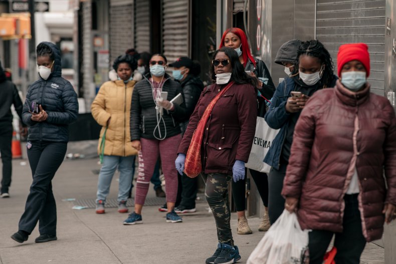 New York Governor Andrew Cuomo Announces 540 New COVID-19
Deaths, Says Feds Sent 1.5M Cloth Masks to State 1 New York Governor Andrew Cuomo Announces 540 New COVID-19
Deaths, Says Feds Sent 1.5M Cloth Masks to State 1