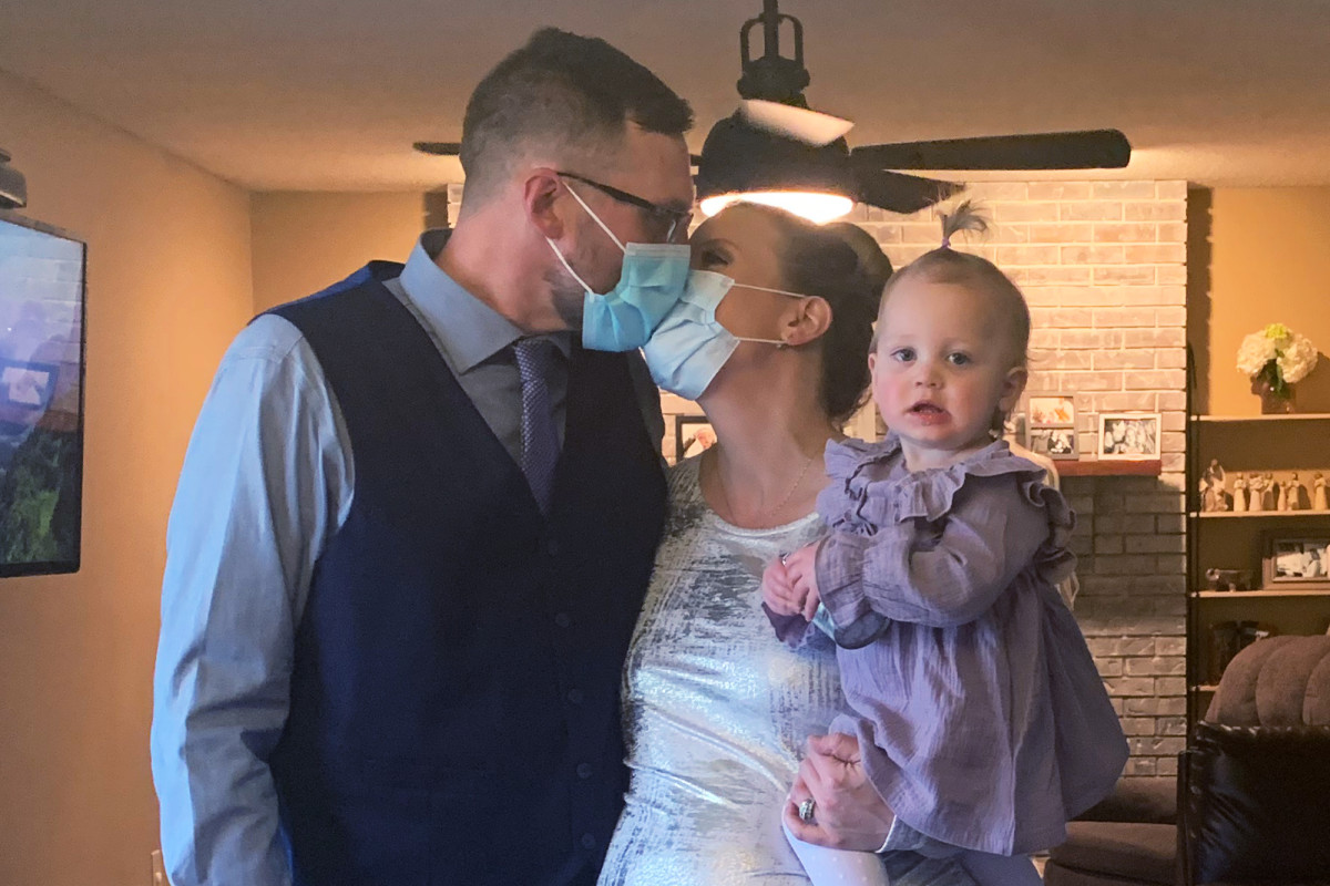 Heartbroken brides change wedding plans amid coronavirus fears 1