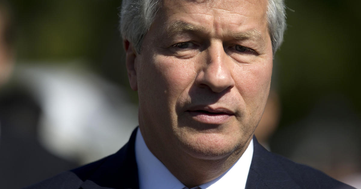 JPMorgan Chase sets aside $6.8 billion for coronavirus losses 1