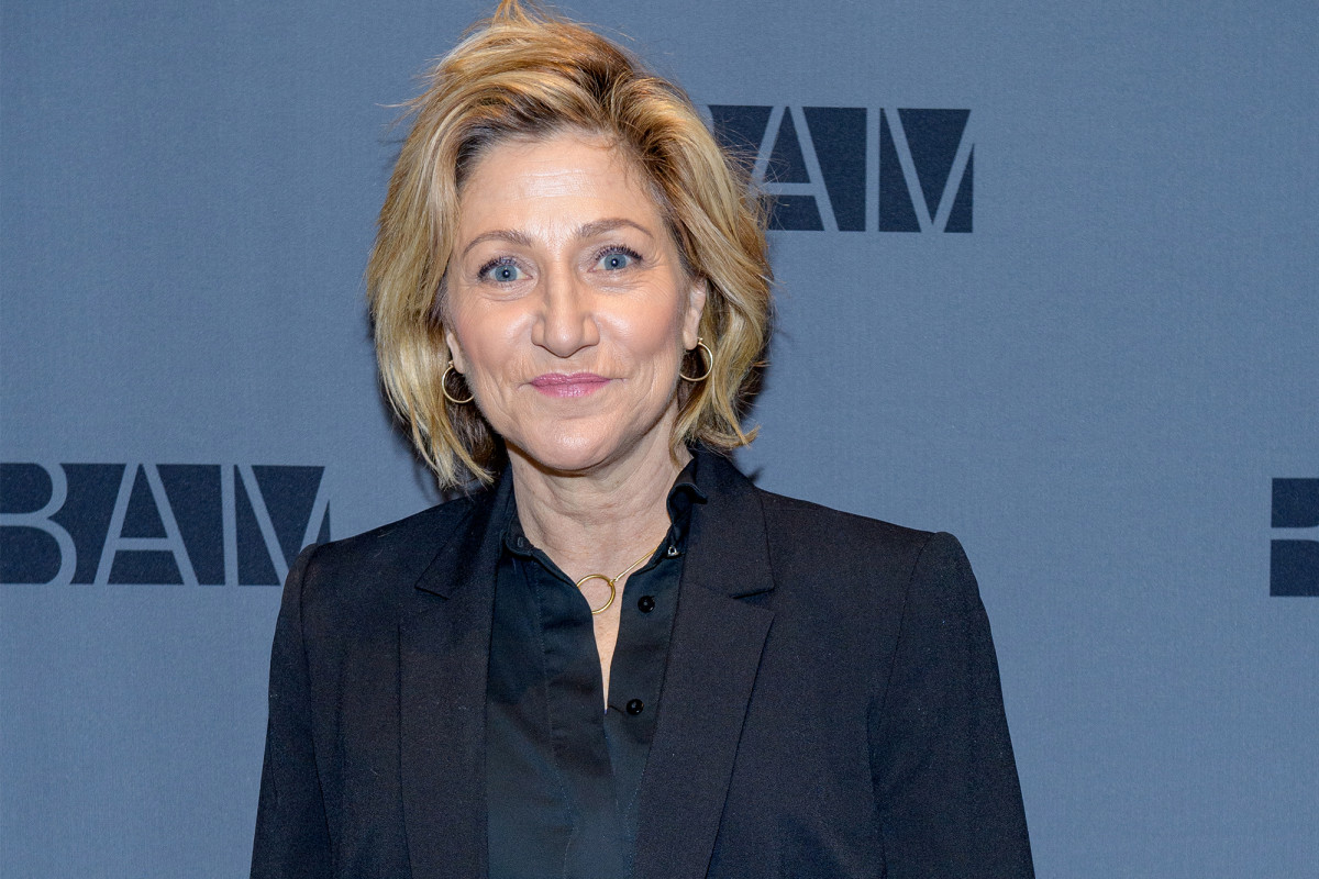 Edie Falco calls on NYC to ban live animal markets amid coronavirus 1