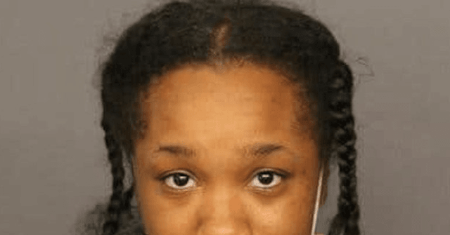 Frontline Worker Accused of Stealing Ring, Credit Card from
Patient Who Died from Coronavirus 1