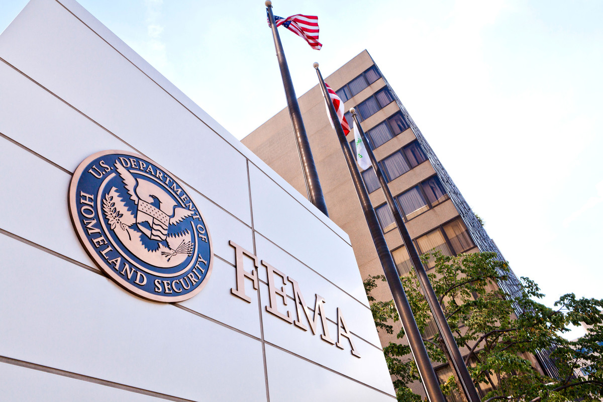 25 FEMA workers reportedly test positive for
coronavirus 1 25 FEMA workers reportedly test positive for
coronavirus 1