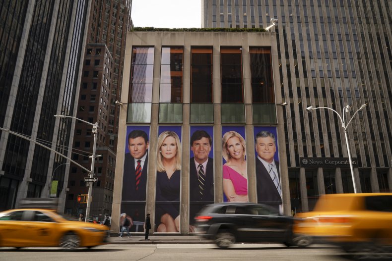 Coronavirus Deaths Greater Among Fox News Viewers That
Prefer Hannity Over Tucker Carlson, Study Says 1
